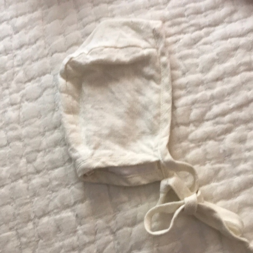 SOLD Briar Linen bonnet